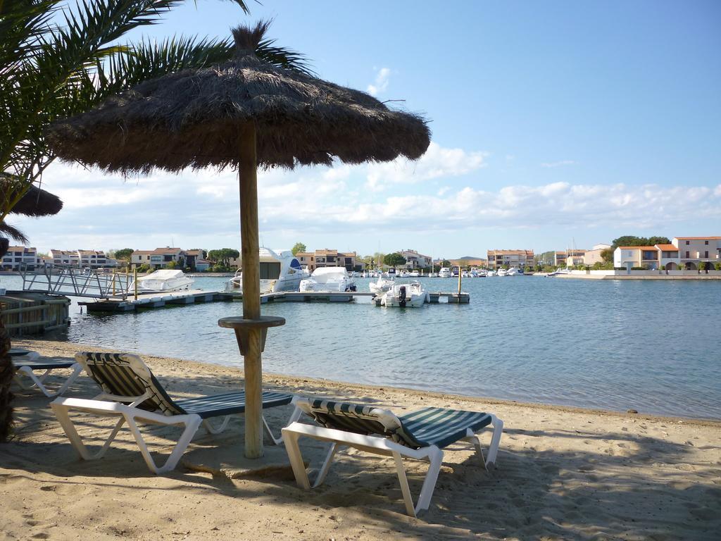 Relais Et Chateaux Thalasso & Spa Ile De La Lagune Saint-Cyprien  Exterior photo