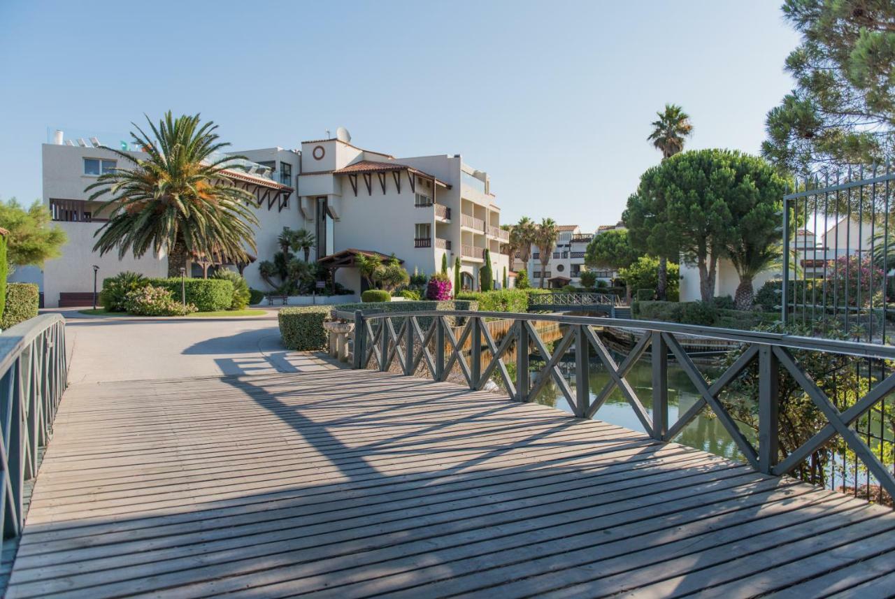 Relais Et Chateaux Thalasso & Spa Ile De La Lagune Saint-Cyprien  Exterior photo